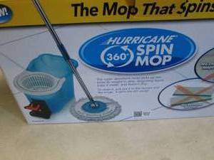 lot 32 image: Hurricane Spin Mop open box Retail ...