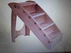 lot 44 image: PetMaker IndoorOutdoor Folding Pla...
