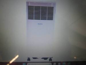 lot 53 image: Keystone 5,000 BTU Portable Air Con...