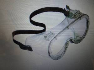 lot 446 image: Case of 100 Safety Works Safety Che...