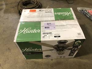 Hunter Channing 52 in. Hunter Express Indoor Matte Silver Ceiling Fan with Light Kit Included  Customer Returns See Picture