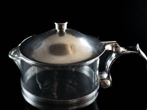lot 49 image: McKee Vintage Glasbake 10in Coffee Carafe Serving Glassware.
