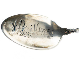 lot 99 image: ANTIQUE STERLING SILVER - Reed & Barton Majestic (1894), Souvenir Spoon - Hand Engraved Willmar (on rear is COH)