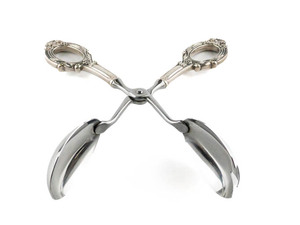 lot 131 image: Weidlich Bros ANCESTRY (1940) Sterling Handle Salad Tongs, 8 58in Sterling tableware.