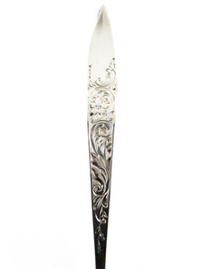 lot 147 image: STERLING SILVER - Gorham White Paisley (1966) Cream ladle 5 18in