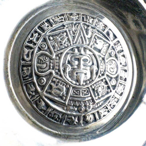 lot 152 image: STERLING SILVER - Bell Trading Post, Miniature Aztec Dish