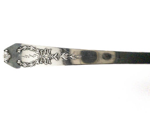 lot 154 image: STERLING SILVER - Whiting Madam Jumel (1908) Teaspoon - Hand Engraved 1919 Miercoles