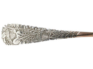 lot 155 image: STERLING SILVER - Frank Whiting, Hagie (1885) Sugar Spoon sterling silver.