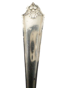 lot 158 image: STERLING SILVER - R. Wallace & Sons Rosalind-New (1921) #78 Teaspoon - Hand engraved Froebel