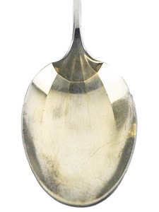 lot 177 image: Oneida Shell, Patrician (1914) Casserole Spoon with gold wash on bowl of spoon. Silver plate. 9.25in