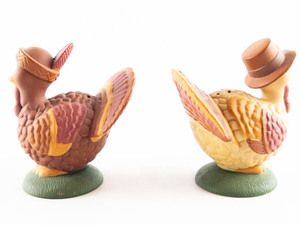lot 185 image: Avon Turkey Twosome Salt Pepper Shakers - Thanksgiving Themed ChinaPorcelain.