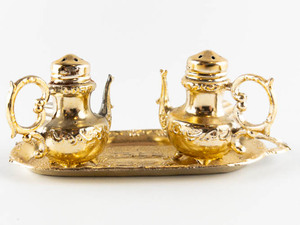 lot 191 image: Minnesota Souvenir - Gold Tone Coffee and Teapot Salt and Pepper Shakers and mini Tray (one handle of tray is missing. Serve ware.