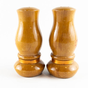 lot 192 image: Vintage Wood Antique Lamp Salt & Pepper Shakers Woodware.