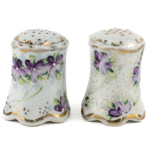 lot 214 image: Purple flowers Salt and Pepper Shakers ChinaPorcelain.