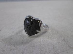 lot 50 image: (CNTR) Obsidian Heart Shaped Gemsto...