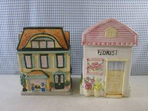 lot 53 image: (FS) 2 Cookie Jars...