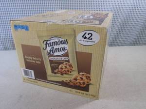 lot 65 image: (C-1) Case 42 Pouches Famous Amos C...