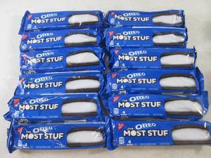lot 86 image: (B-2) 12 Oreo The Most Stuf  4 Cook...