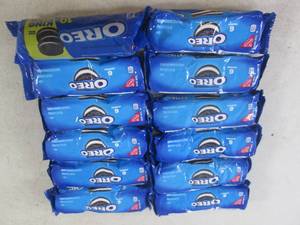 lot 87 image: (B-3) 12 Packs of Oreo Cookies Past...