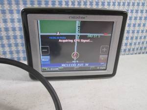 lot 153 image: (EC1) Nextar GPS with Case - Powers...