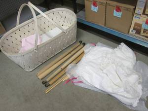lot 180 image: (EW6) Bassenett with Lace Skirt - N...