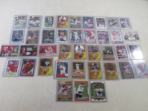 lot 184 image: (EC1) Assorted Sports Cards...