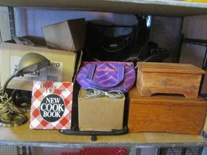 lot 185 image: (EW6) Assorted UnsoldUnclaimed Lot...