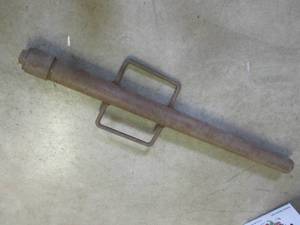 lot 198 image: (EW2) Large Heavy Homemade Fence Po...