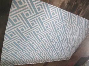lot 283 image: (HDW) 7 ft x 10ft Area Rug...