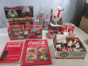 lot 290 image: (EW3) Assorted Coca-Cola Collectabl...