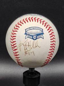 lot 21 image: Minnesota Twins HOFer Great Kent Hrbek Autographed Baseball No COA