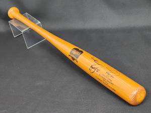 lot 11 image: Former Minnesota Twins Great Jacque Jones Autographed Baseball Bat No COA