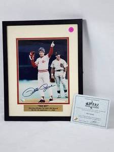 lot 17 image: Major League Baseballs All Time Career Hits Leader Cincinnati Reds Hit King Pete Rose Autographed Picture with COA