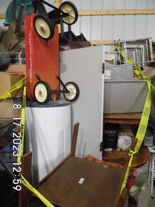 lot 12 image: Mystery Lot