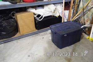 lot 17 image: Mystery Lot