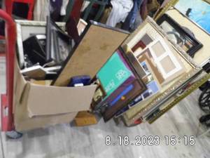 lot 59 image: Huge Rack of Prints, Pictures, Frames, And Wall Decor
