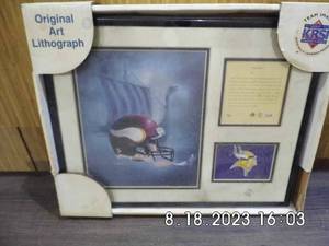 lot 73 image: MN  Vikings Memorabilia