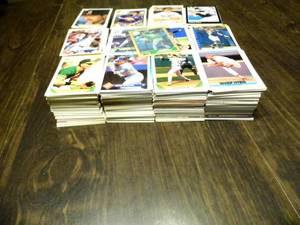 lot 92 image: Baseball Cards
