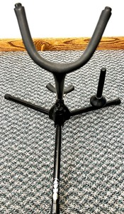 lot 36 image: SUSPENDERS Saxophone   Clarinet Stand