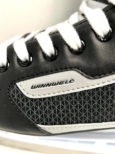 lot 45 image: WINNWELL AMP 300 Size 9 Hockey Skates