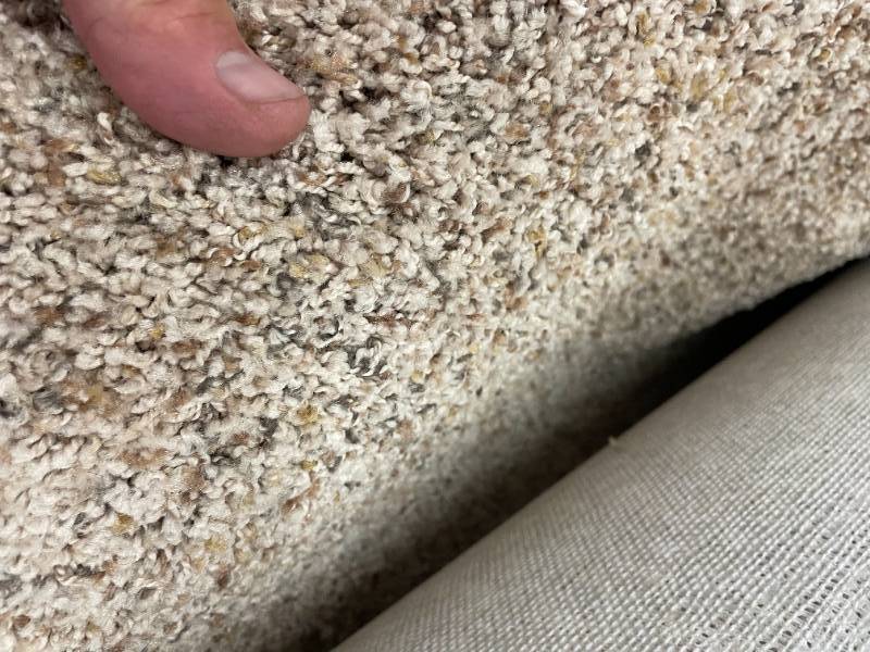 324 SF Plush Carpet REM - 12x27