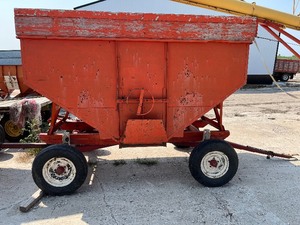 lot 15 image: Redline 200 Gravity Wagon and Running Gear