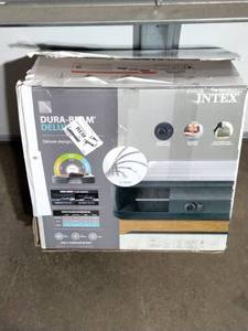 lot 40 image: Intex 22 Dura-Beam Comfort-Plush Airbed with QuickFill Plus Internal Pump - Queen