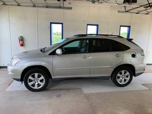 lot 207 image: 2007 Lexus RX350