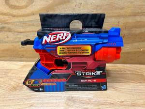 lot 115 image: NERF Alpha Strike 6 Dart Rotating Drum Nerf Gun