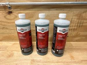 lot 118 image: BRIGGS & STRATTON Lot of 3 Bottles of- House & Siding Cleaner (32oz each)