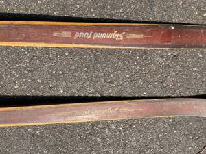 lot 155 image: Vintage Wooden Skis including Sigmund Rudd