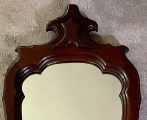 lot 82 image: Vintage Wooden Framed Mirror