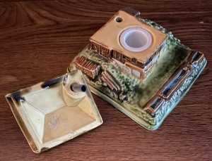 lot 140 image: Peasant House Inkwell from Erphila, Germany