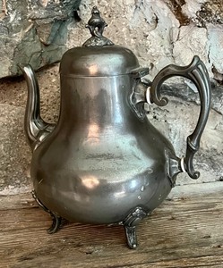 lot 13 image: Antique Hard White Metal English Geo II Tea Kettle